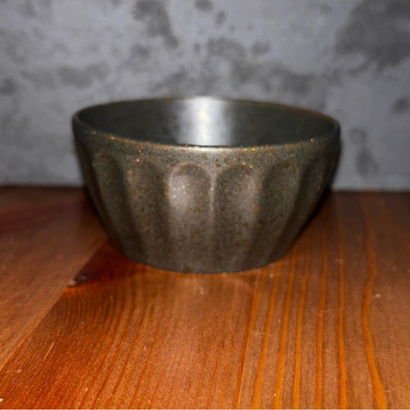 Tea cups - Picture 4 of 4